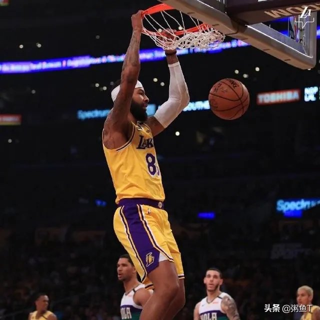 如何看待湖人裁掉考辛斯，或签约莫里斯？