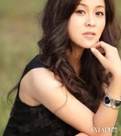 计春华老婆照片曝光温柔的传统中国女人