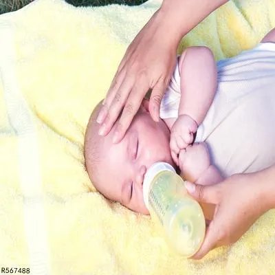 4个月宝宝发育指标表