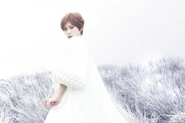 有多久没见你，以为你在哪里是什么歌？