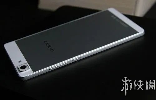 放在兜里都容易折弯了 最薄十大旗舰手机你有吗？