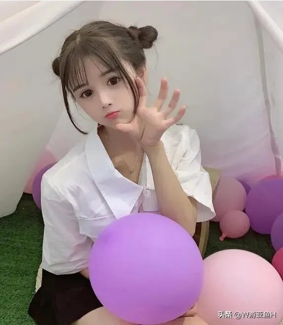 又一女主播“着了道”！原因竟比古阿扎还上头，换衣全程遭镜子直播，如何评价？