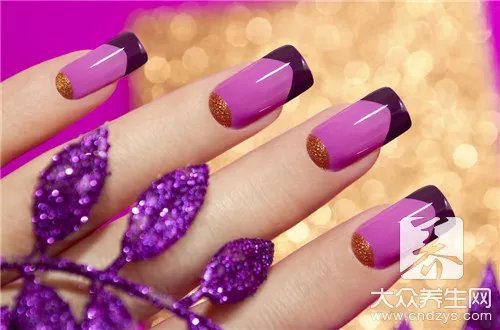 手黑涂什么色显得手白