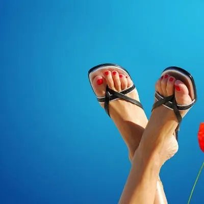 大脚趾发麻怎么回事