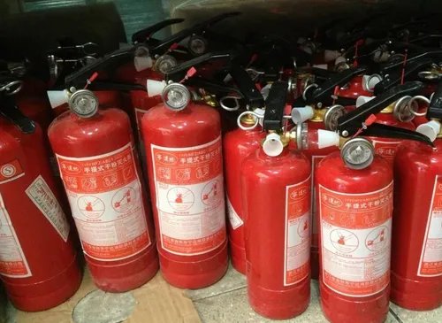 灭火器的操作使用步骤是什么