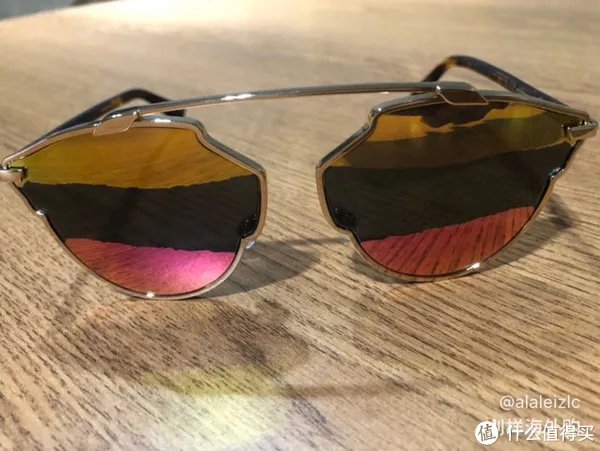 5种不同脸型分析+爆款推荐!根据脸型,挑选适合自己的太阳镜!