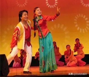 忻州河曲二人台的历史与发展是怎样的？