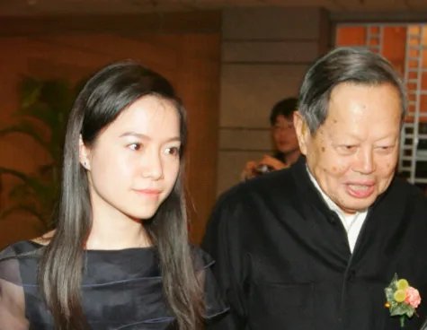 杨振宁和翁帆有孩子吗