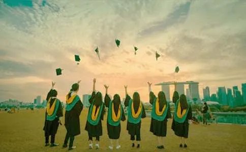 毕业生自我鉴定