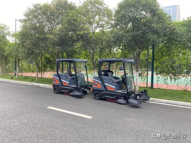 扫地车哪个厂家的好？