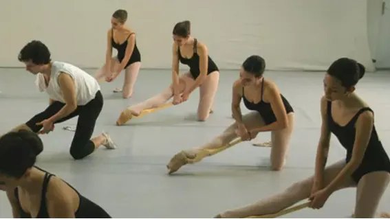 练习舞蹈基本功的具体步骤