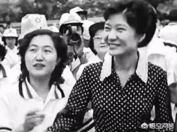 66岁朴槿惠拘捕期限再延长，你认为朴槿惠还要被拘捕多久？