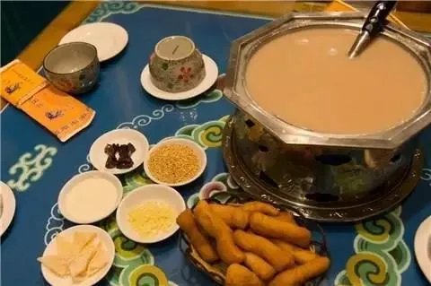 呼和浩特美食有什么？