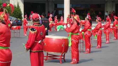 烟台婚庆礼仪公司哪家好 婚庆服务究竟包含哪些内容