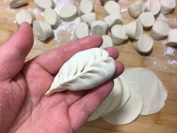 包饺子的步骤图解