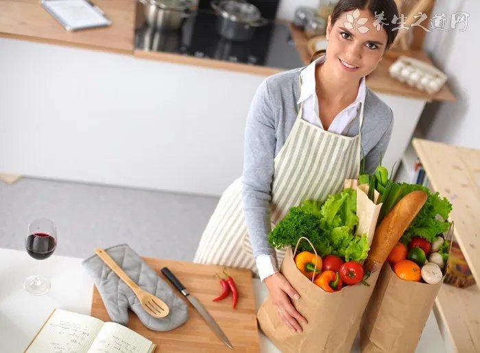 鹩哥可以吃大麦虫吗