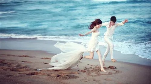 婚纱摄影价位一般是多少钱 拍婚纱照多少价位才合适