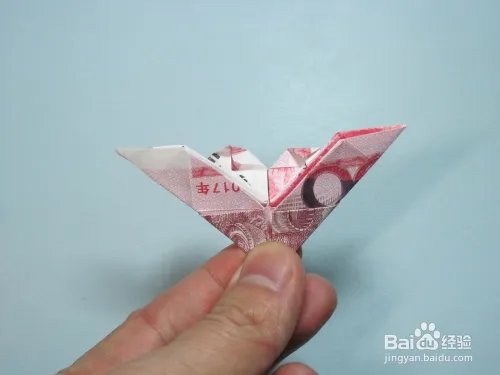 简单的手工折纸天使 用钱折纸爱心天使步骤图解