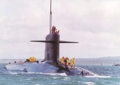 核潜艇的图片