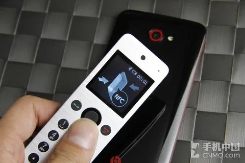 Butterfly最佳伴侣 HTC Mini真机体验