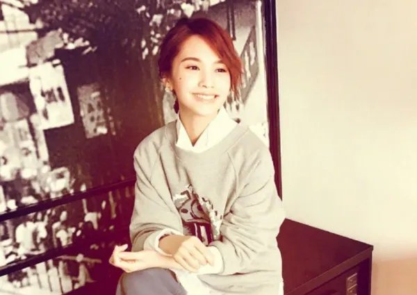 李荣浩和杨丞琳是怎么在一起的？