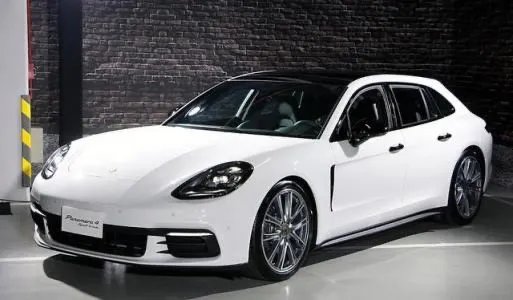 帕纳梅拉还是帕拉梅拉