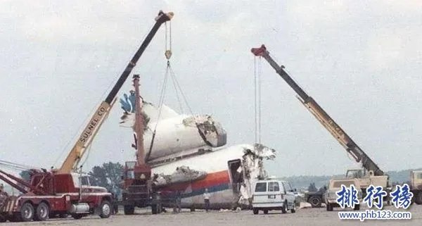 世界十大空难事故：日本航空123号班机520人遇难(史上最惨)