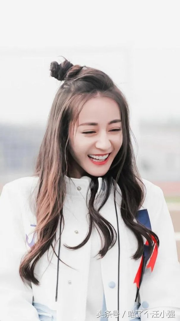 如何评价鹿晗和迪丽热巴吗？他们是不是特别合适？