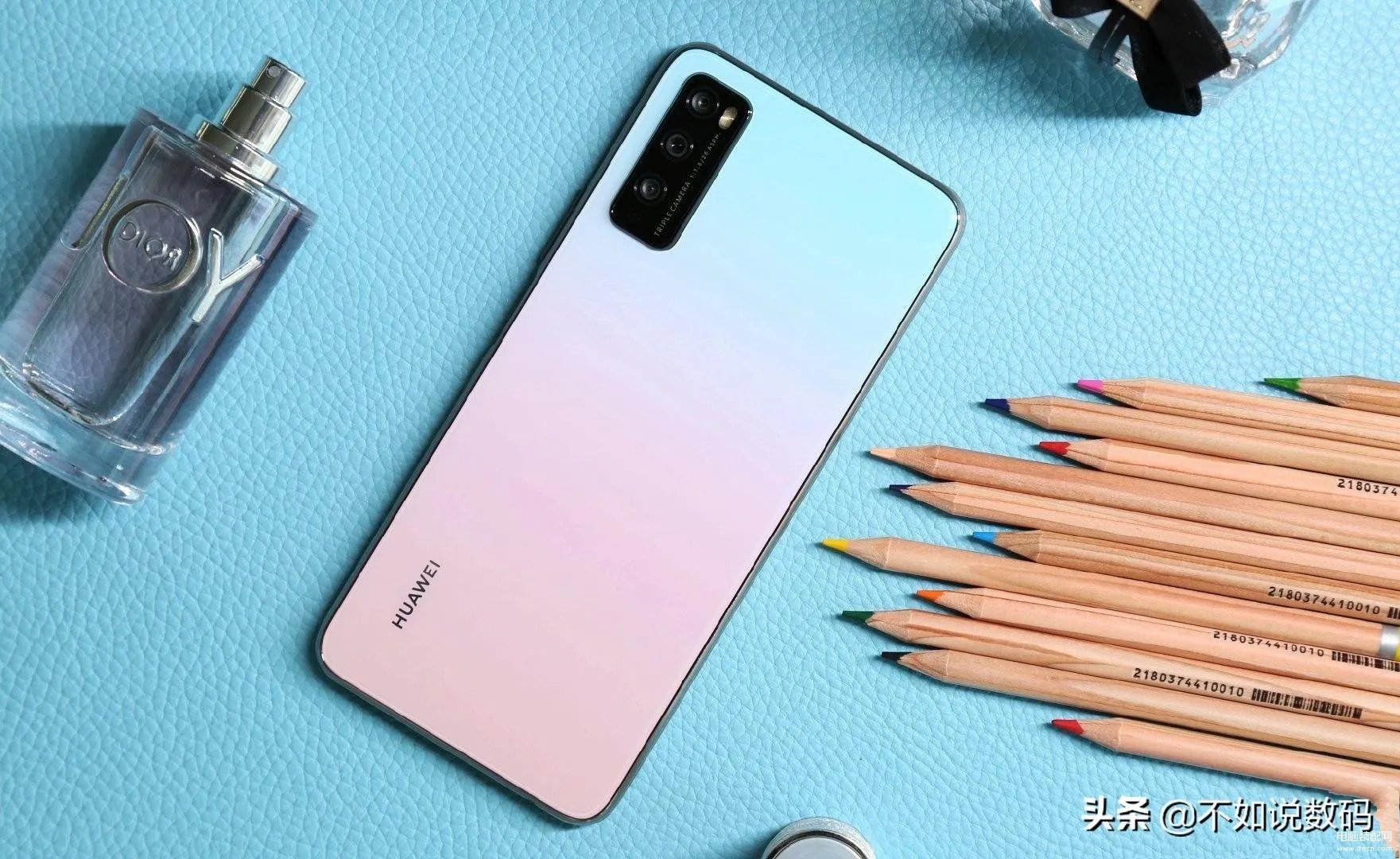 华为畅享z值得入手吗（总结华为畅享Z的两大优点和缺点）