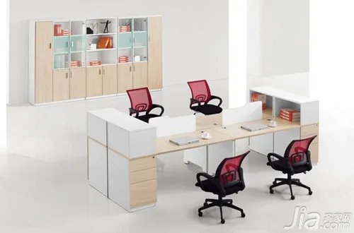 屏风办公桌价格 屏风办公桌贵不贵