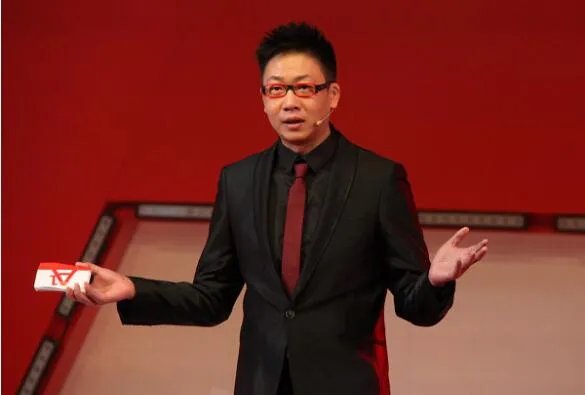 东方卫视十大著名主持人 程雷第一，金星上榜