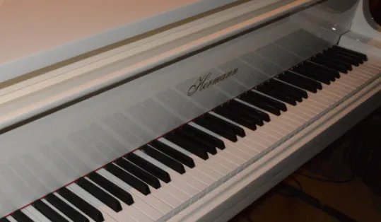 海伦钢琴怎么样，质量好么？