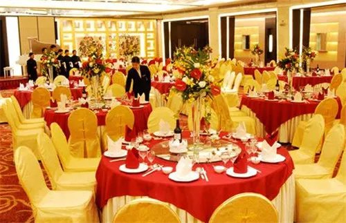 结婚预定酒店流程 提前多久预订婚宴酒店比较好