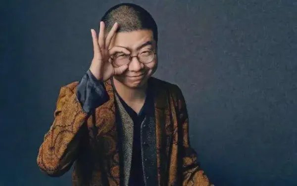 李诞为何退出笑果文化董事