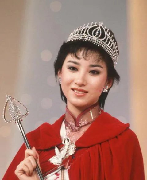 胡芳芳 出生1987