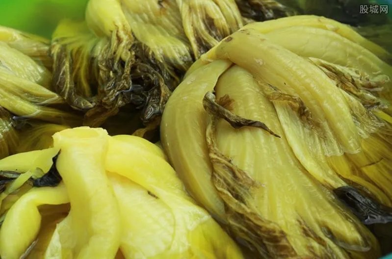 肯德基否认插旗菜业是其供应商 腌制酸菜过程令人作呕