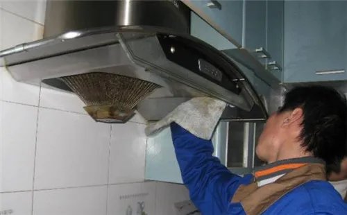 抽油烟机怎么清洗用什么清洁剂