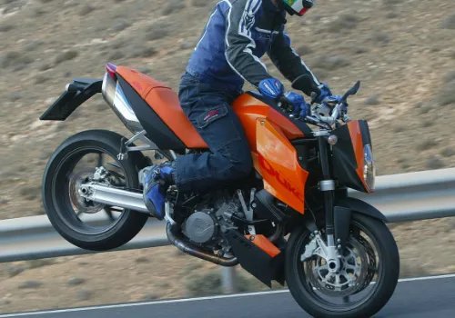 请问KTM是精通天马吗？