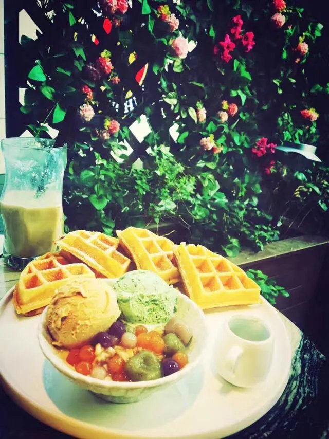 你私藏了哪些美食类电脑壁纸愿意分享？