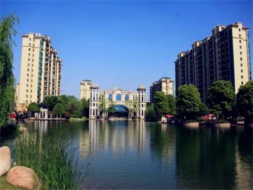 如何在上海买房子