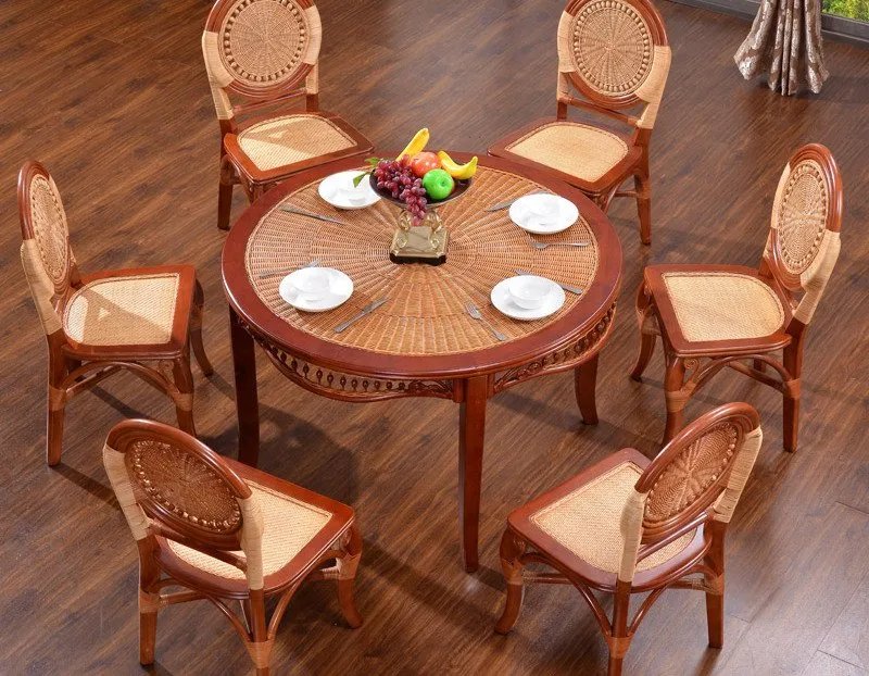 圆餐桌尺寸一般是多少 圆餐桌和长餐桌哪个好