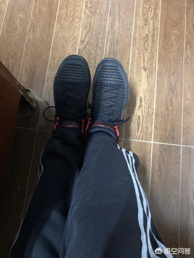 AJ28和AJ33哪个好，有什么建议？