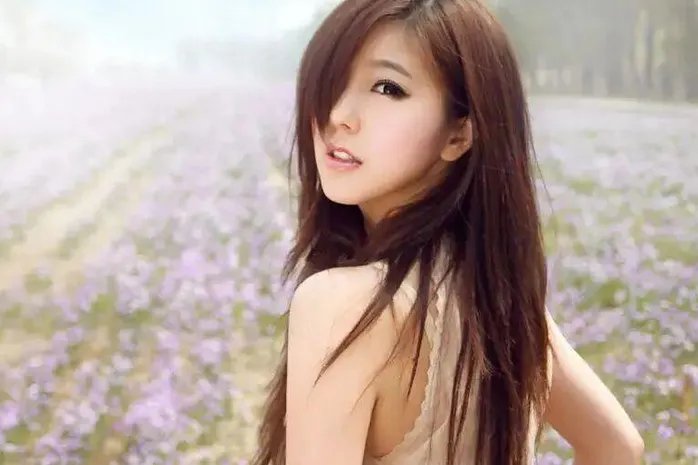 赵奕欢发微博怒怼网友，你认同网友表达的观点吗？