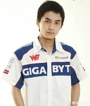 为什么很多人都在疯狂的追英雄联盟WE电子竞技俱乐部?