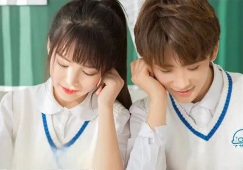 为什么女人越睡越粘人 遇到很粘人的女朋友怎么办