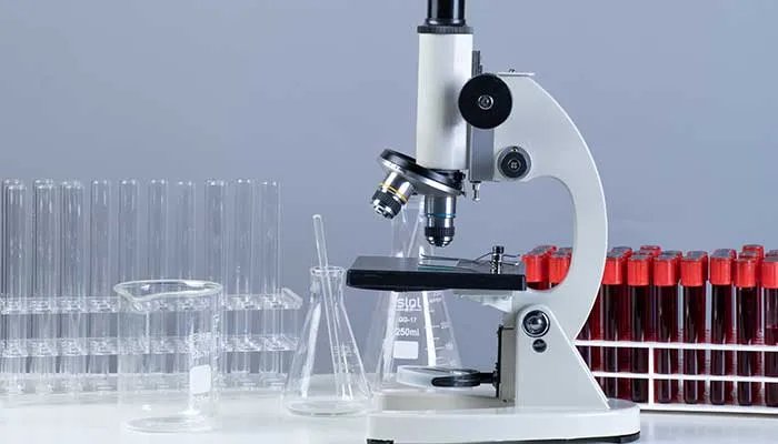 显微镜是谁发明的 谁发明的显微镜