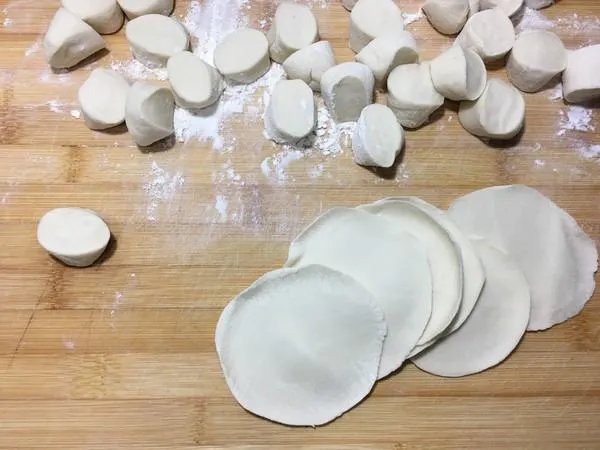 包饺子的步骤图解