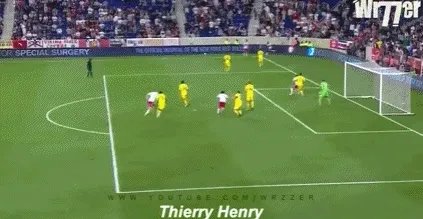 足球有没有角球直接破门的?