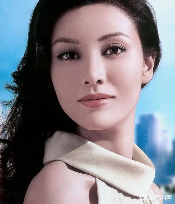 如何评价嫁入豪门的李嘉欣？