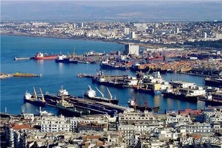 阿尔及利亚的首都？